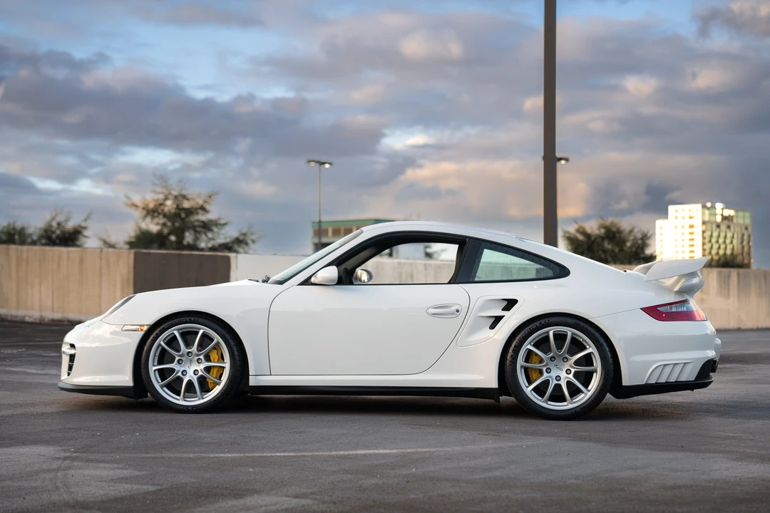 2009 Porsche 997 GT2 - Image 14 of 31