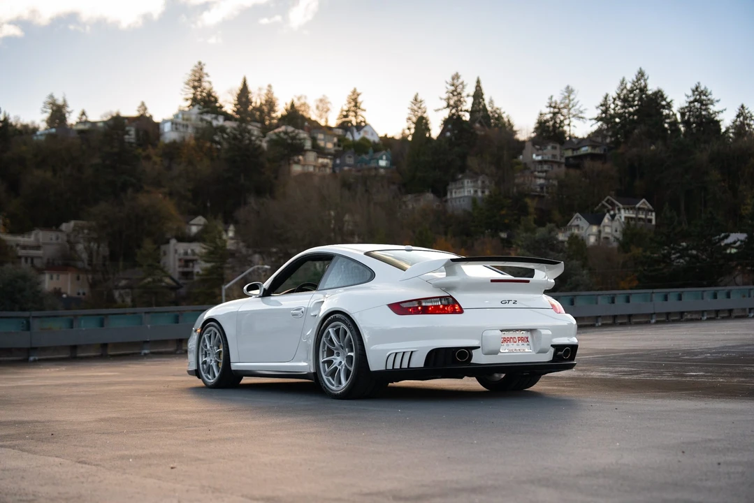 2009 Porsche 997 GT2 - Image 13 of 31