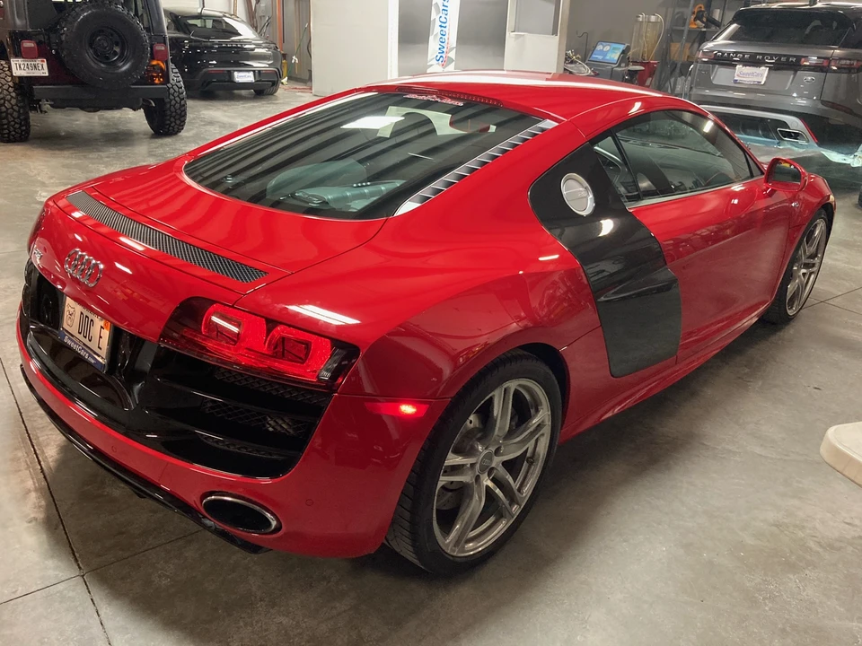 2010 Audi 42 R8 - Image 13 of 31