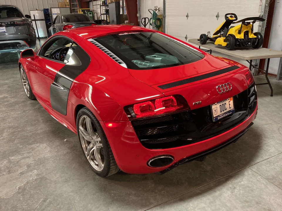2010 Audi 42 R8 - Image 12 of 31
