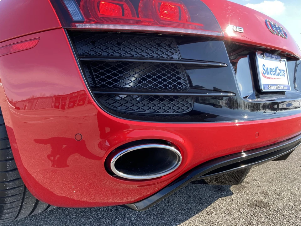 2010 Audi 42 R8 - Image 26 of 31