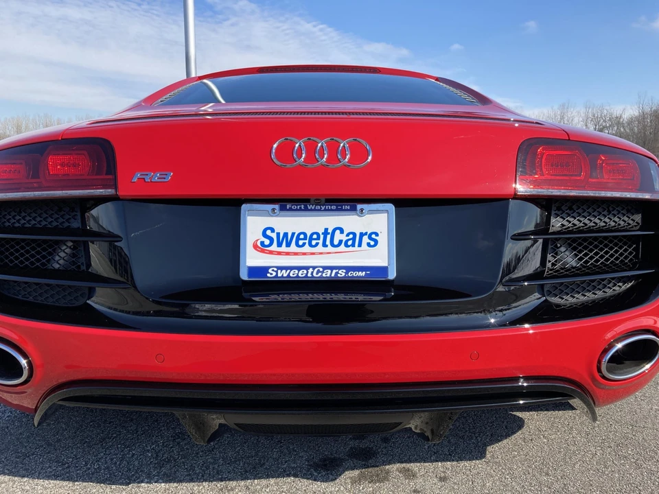 2010 Audi 42 R8 - Image 27 of 31