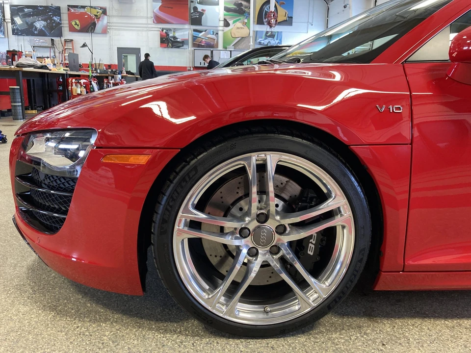 2010 Audi 42 R8 - Image 14 of 31