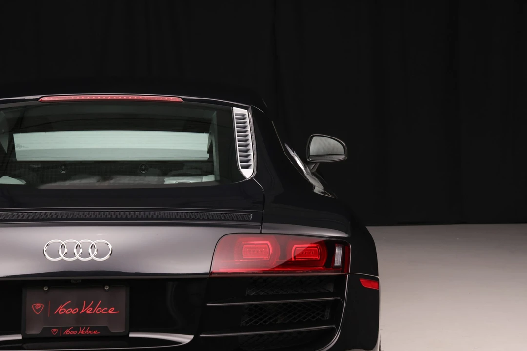 2010 Audi 42 R8 - Image 26 of 31