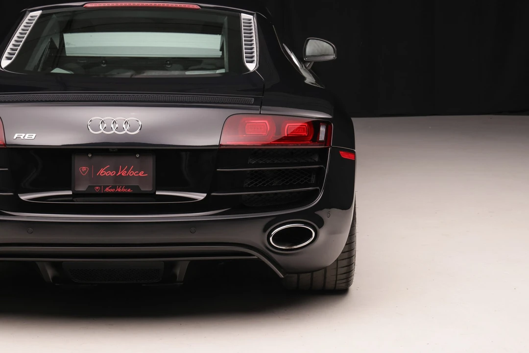 2010 Audi 42 R8 - Image 29 of 31