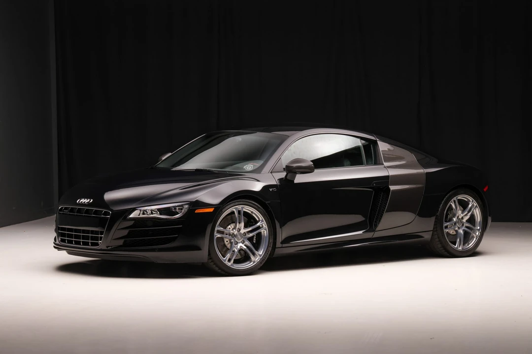 2010 Audi 42 R8 - Image 3 of 31