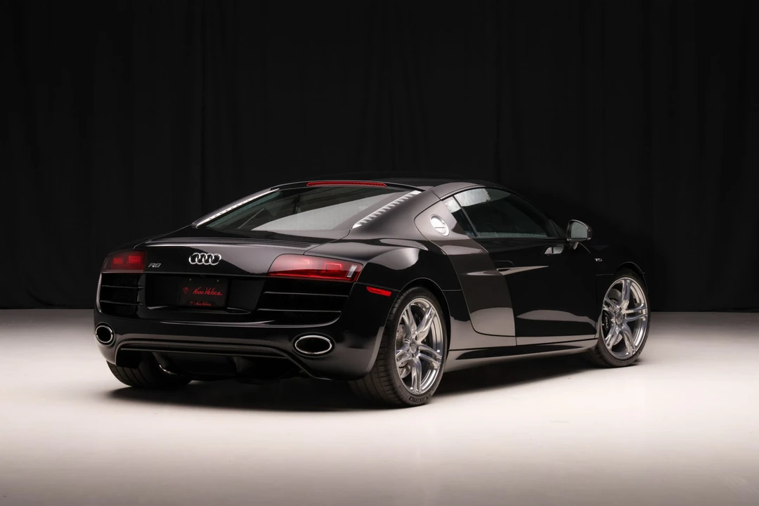 2010 Audi 42 R8 - Image 8 of 31