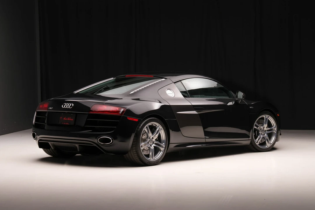 2010 Audi 42 R8 - Image 9 of 31