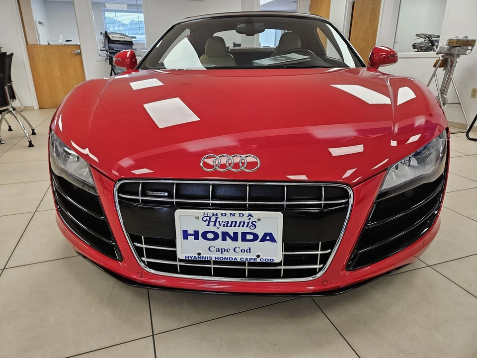 2011 Audi 42 R8 - Image 3 of 31