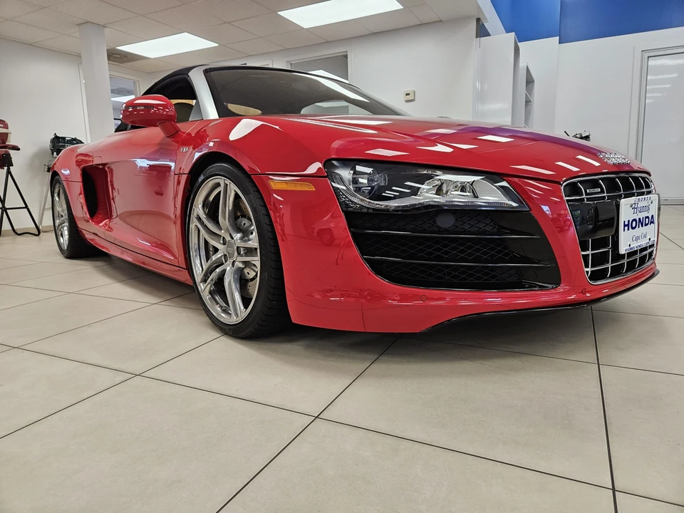 2011 Audi 42 R8 - Image 5 of 31