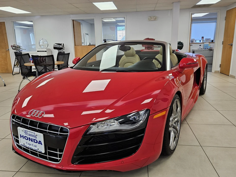 2011 Audi 42 R8 - Image 19 of 31