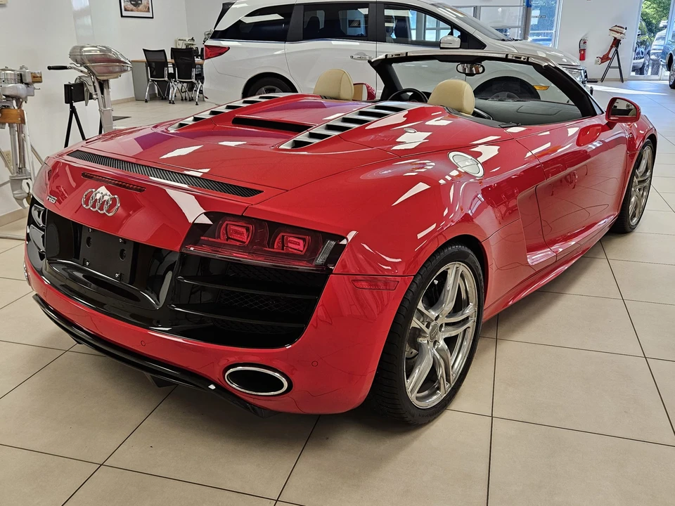 2011 Audi 42 R8 - Image 25 of 31