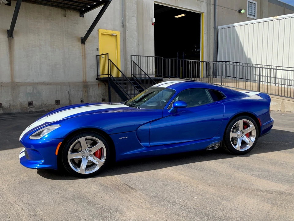 2013 Dodge Viper 5th Gen - Image 5 of 31