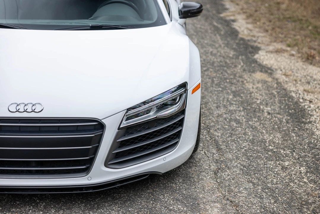 2014 Audi 42 R8 - Image 22 of 31