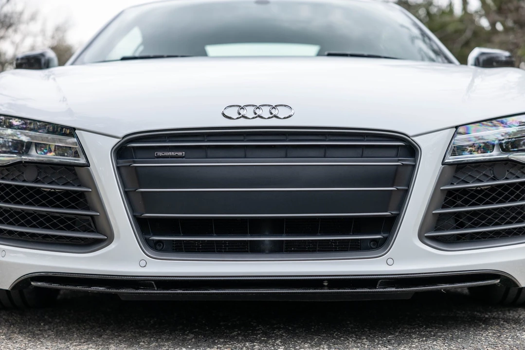 2014 Audi 42 R8 - Image 24 of 31
