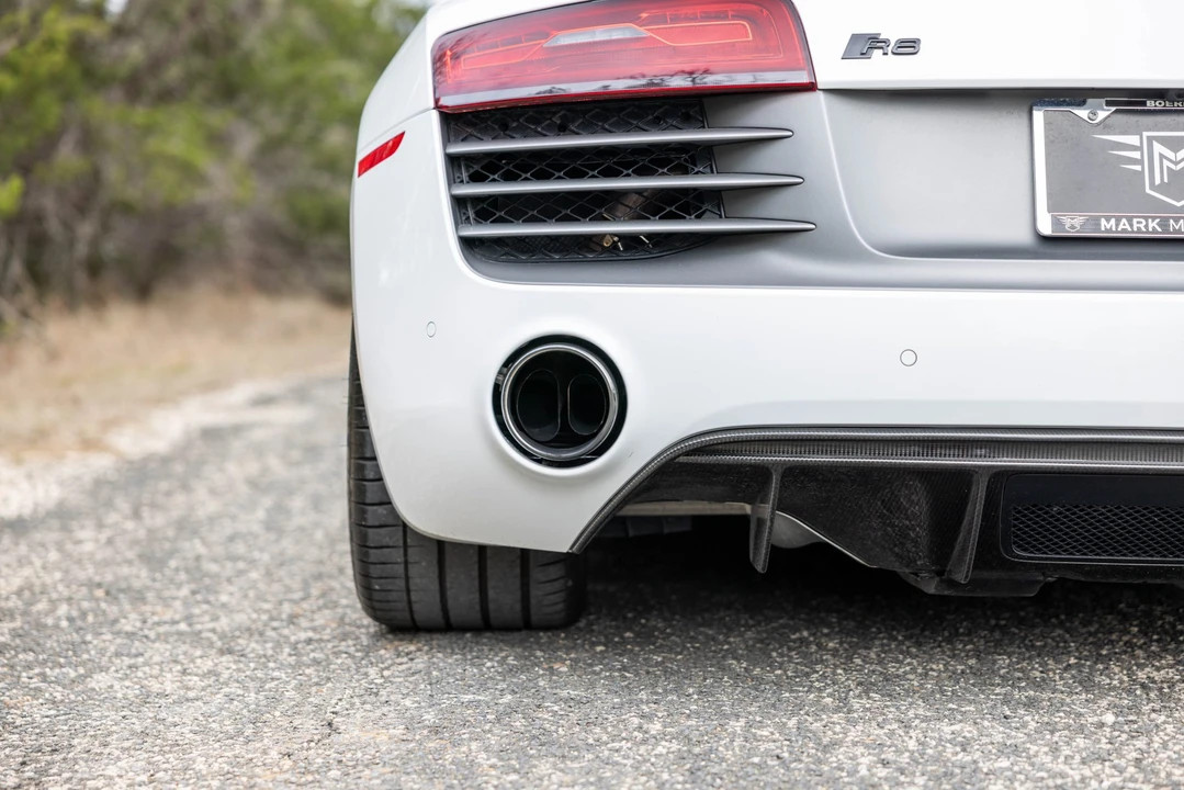 2014 Audi 42 R8 - Image 29 of 31