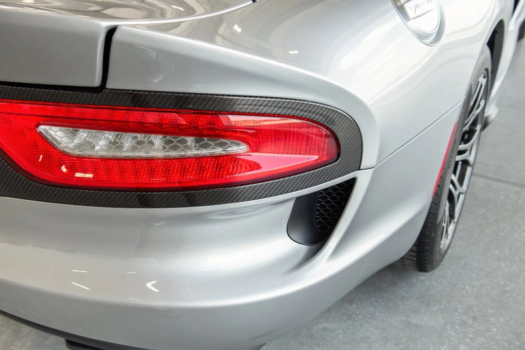 2014 Dodge Viper 5th Gen - Image 13 of 31