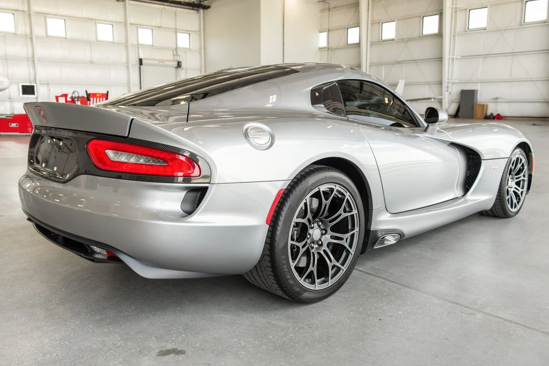 2014 Dodge Viper 5th Gen - Image 6 of 31