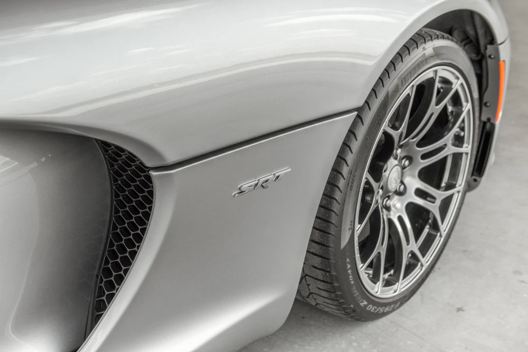 2014 Dodge Viper 5th Gen - Image 22 of 31