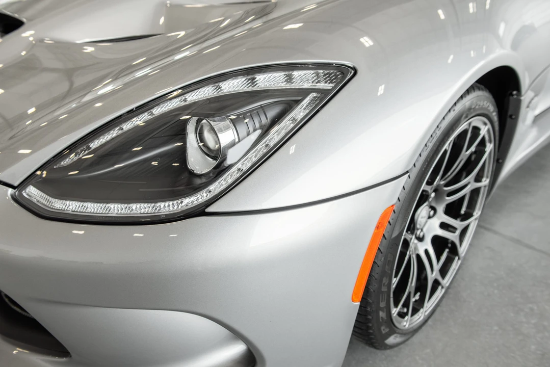 2014 Dodge Viper 5th Gen - Image 12 of 31
