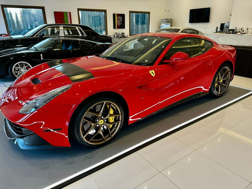 2015 Ferrari F12berlinetta - Image 3 of 31