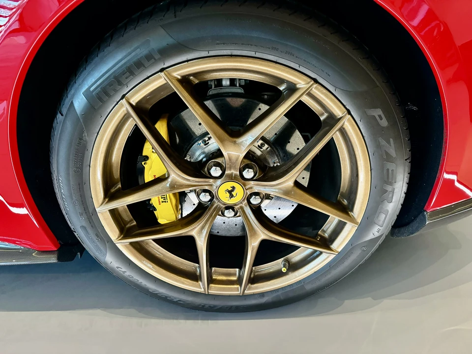 2015 Ferrari F12berlinetta - Image 22 of 31