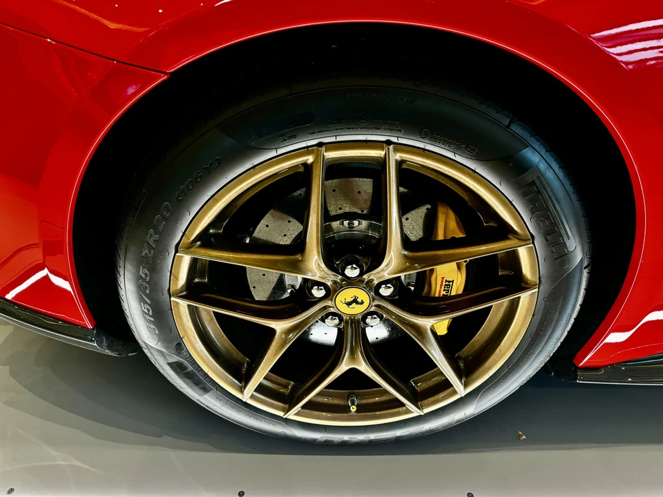 2015 Ferrari F12berlinetta - Image 23 of 31