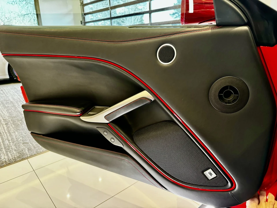 2015 Ferrari F12berlinetta - Image 29 of 31