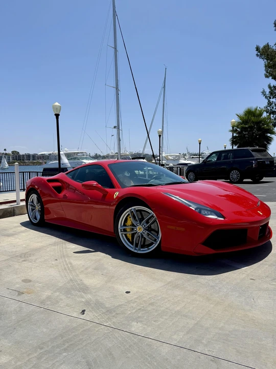 2016 Ferrari 488 GTB - Image 8 of 31