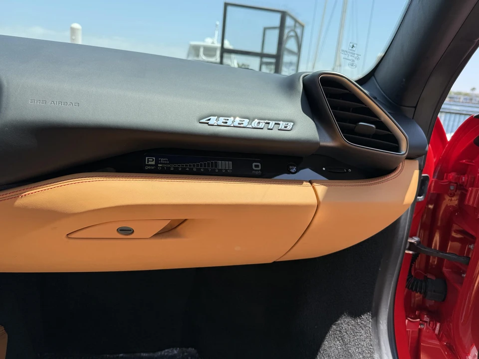 2016 Ferrari 488 GTB - Image 31 of 31