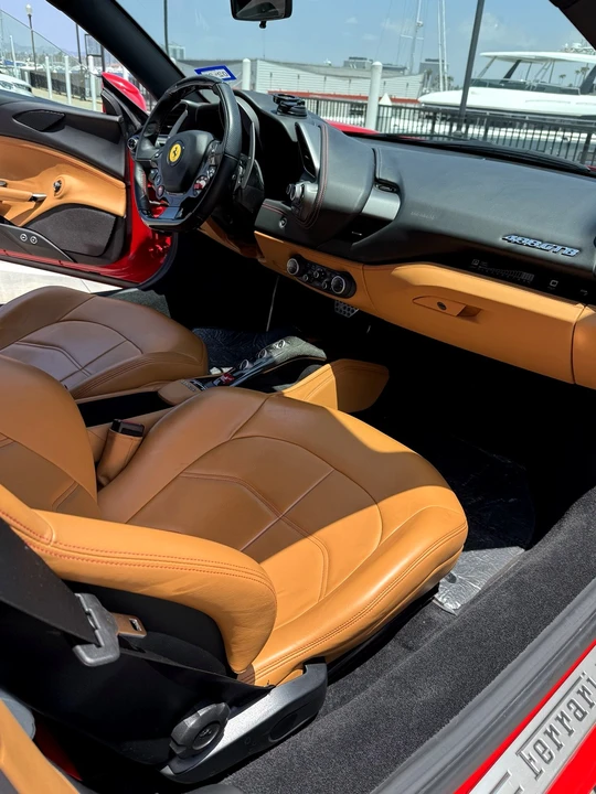 2016 Ferrari 488 GTB - Image 20 of 31