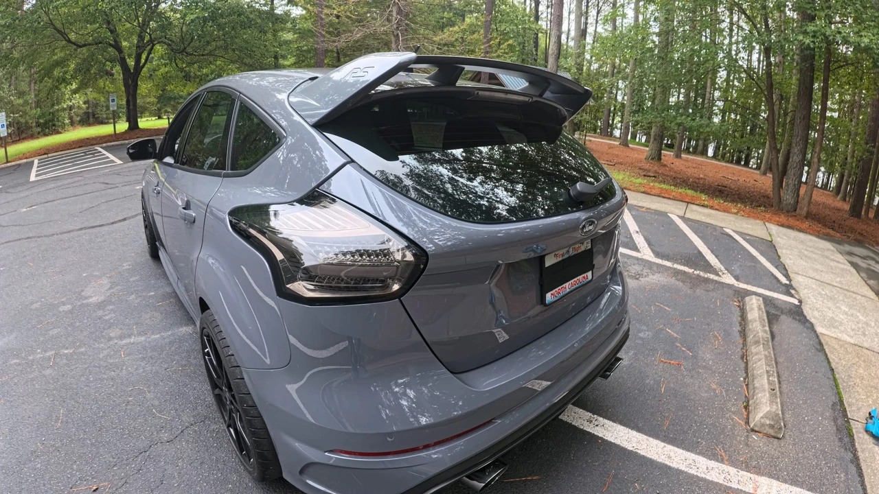 2016 Ford Focus RS 3rd Gen - Image 15 of 31