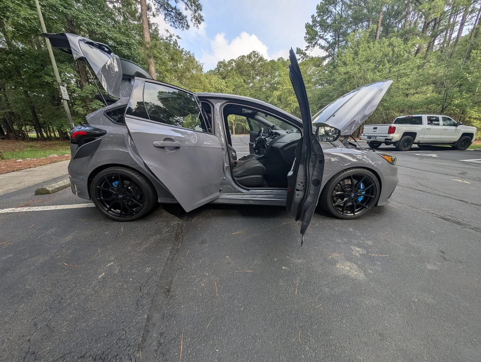 2016 Ford Focus RS 3rd Gen - Image 27 of 31