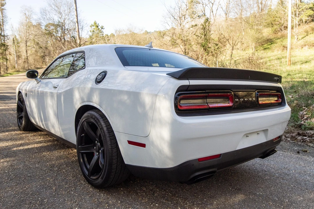 2017 Dodge Challenger SRT Hellcat 3rd Gen - Image 12 of 31