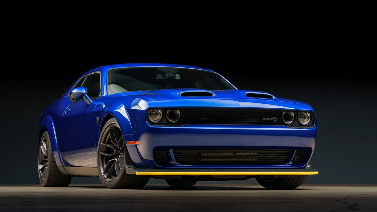 2019 Dodge Challenger SRT Hellcat 3rd Gen - Image 11 of 31