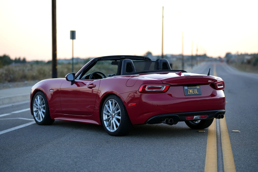 2020 Fiat 124 Spider - Image 25 of 31