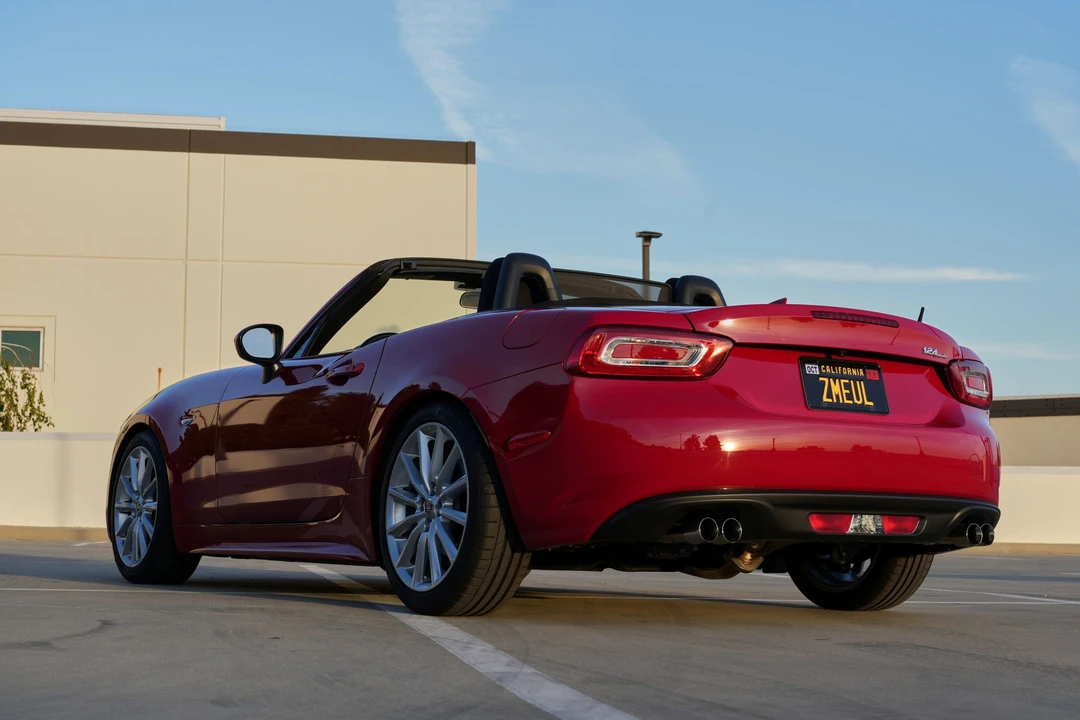 2020 Fiat 124 Spider - Image 26 of 31