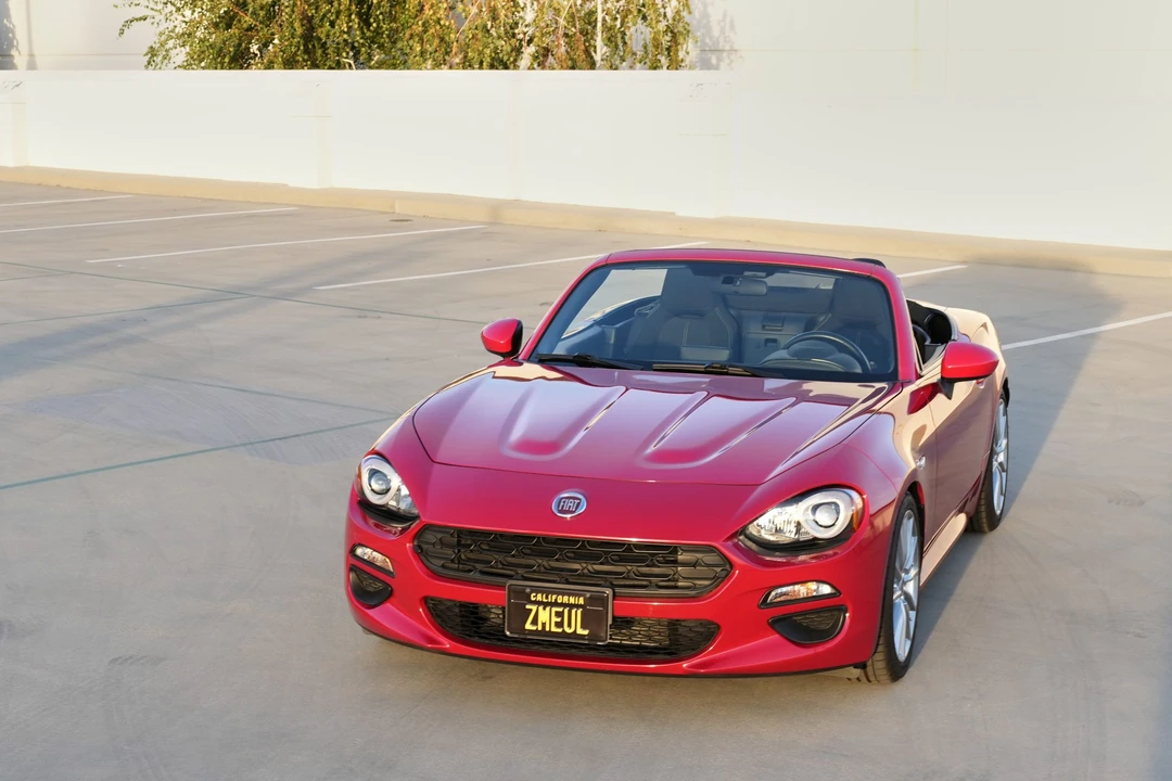 2020 Fiat 124 Spider - Image 3 of 31