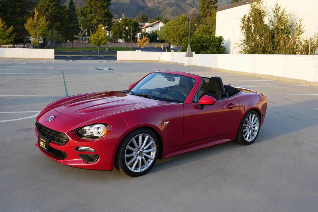 2020 Fiat 124 Spider - Image 12 of 31