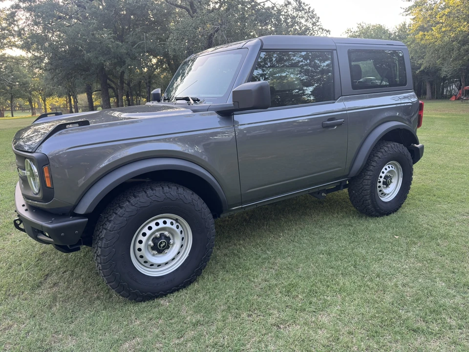 2021 Ford Bronco 6th Gen - Image 2 of 31