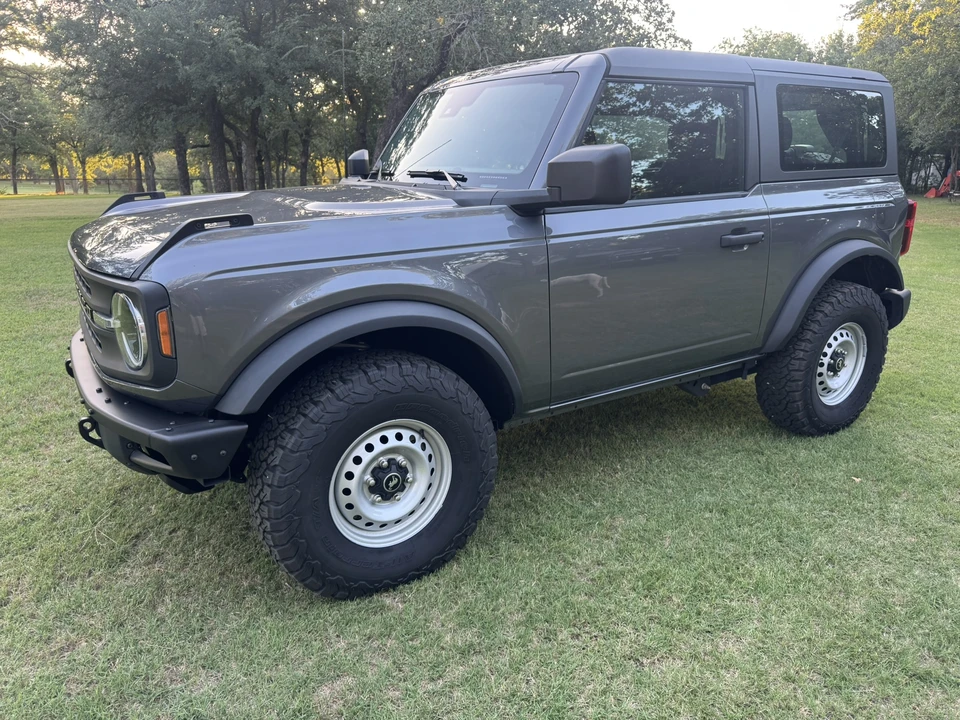 2021 Ford Bronco 6th Gen - Image 4 of 31