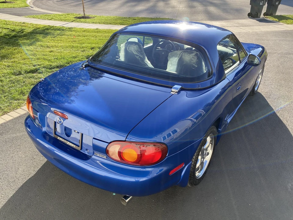 1999 Mazda NB MX-5 Miata - Image 17 of 31