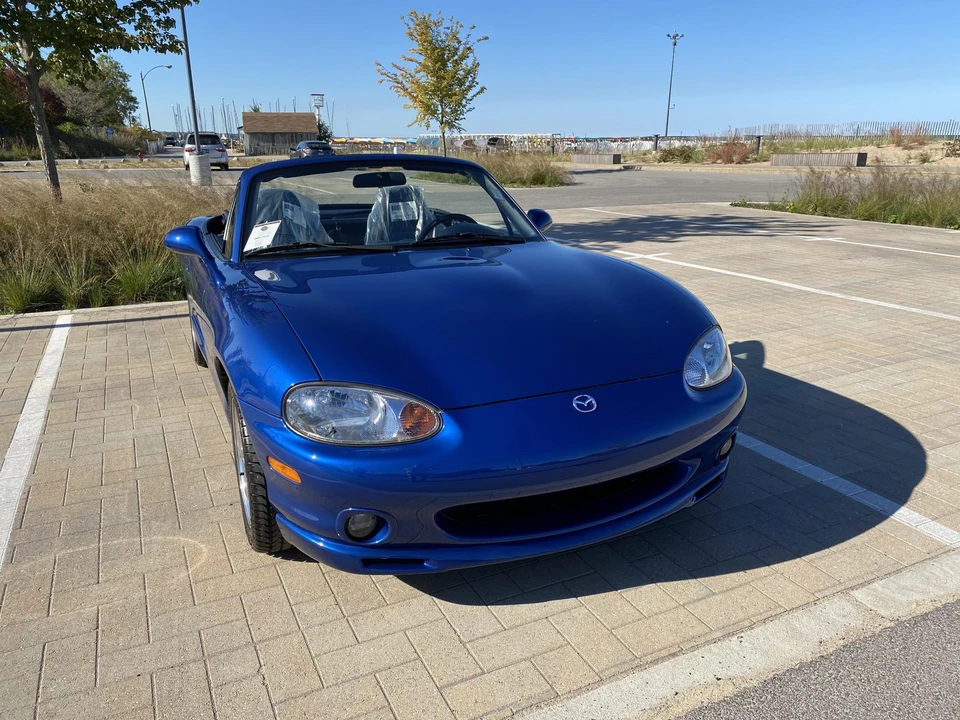 1999 Mazda NB MX-5 Miata - Image 2 of 31