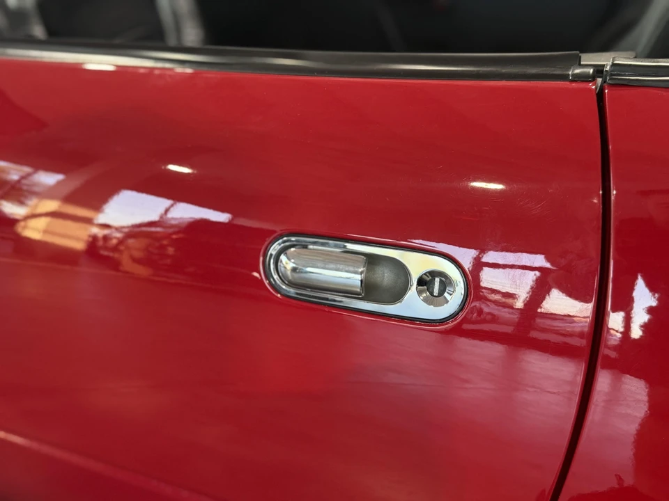 1990 Mazda NA MX-5 Miata - Image 29 of 31