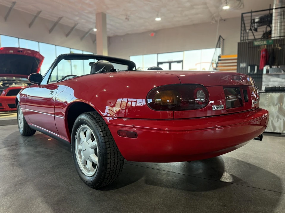 1990 Mazda NA MX-5 Miata - Image 3 of 31