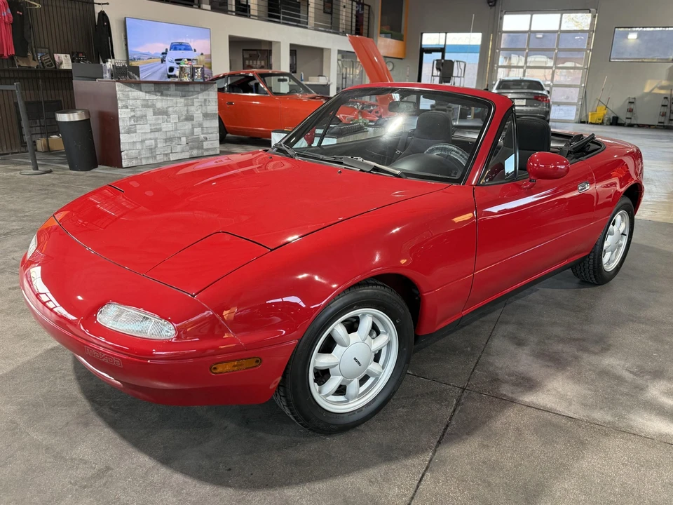 1990 Mazda NA MX-5 Miata - Image 10 of 31
