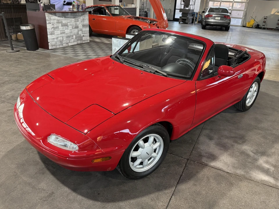 1990 Mazda NA MX-5 Miata - Image 8 of 31