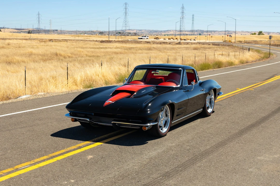 1964 Chevrolet Corvette C2 - Image 2 of 31