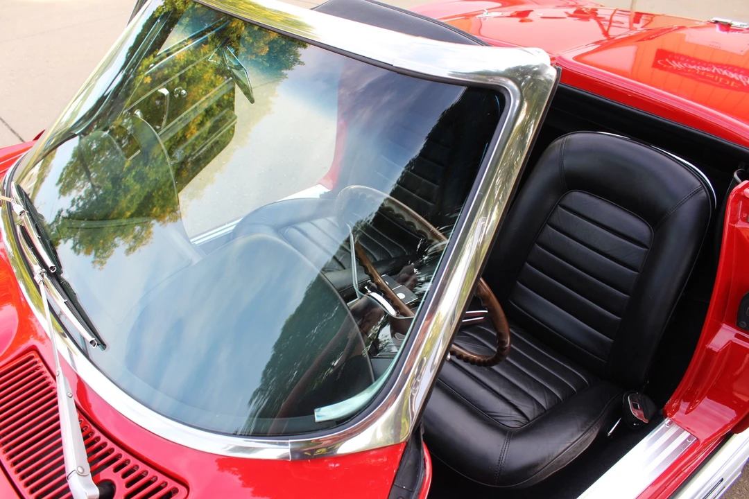 1966 Chevrolet Corvette C2 - Image 18 of 31