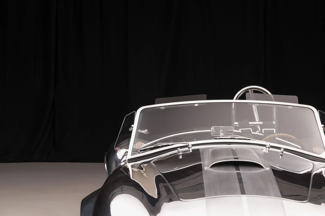 Shelby Cobra Replica - Image 14 of 31